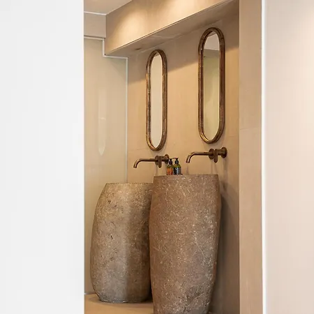 Als - Casa Casa Group