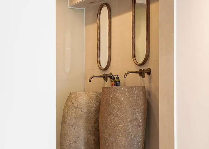 Als - Casa Casa Group