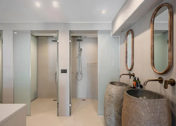 Als - Casa Casa Group *